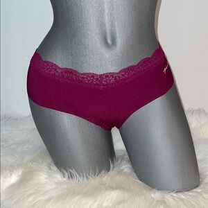 VICTORIAS SECRET  PINK NO-SHOW CHEEKSTER PANTY UNDERWEAR. NWT
